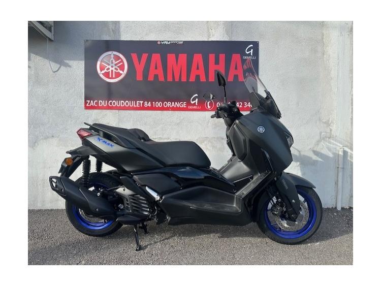YAMAHA XMAX 125
