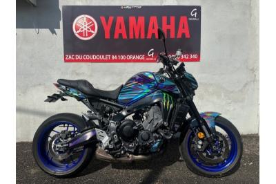 YAMAHA MT-09