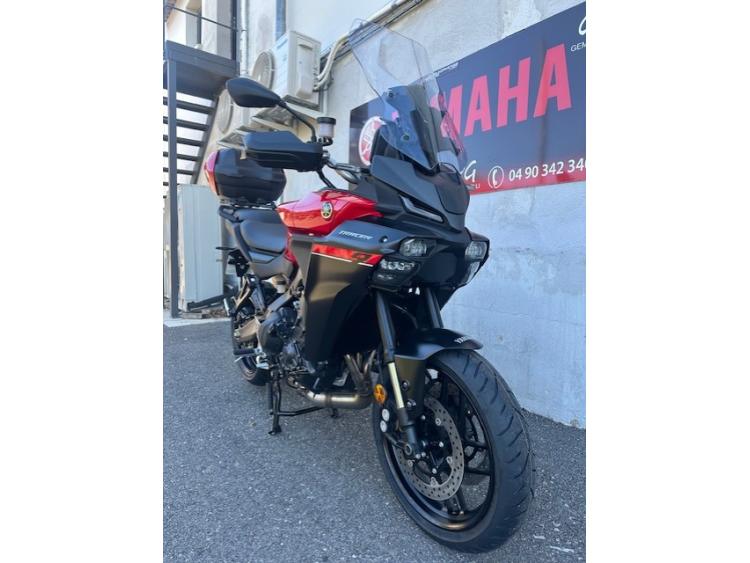 YAMAHA TRACER 9
