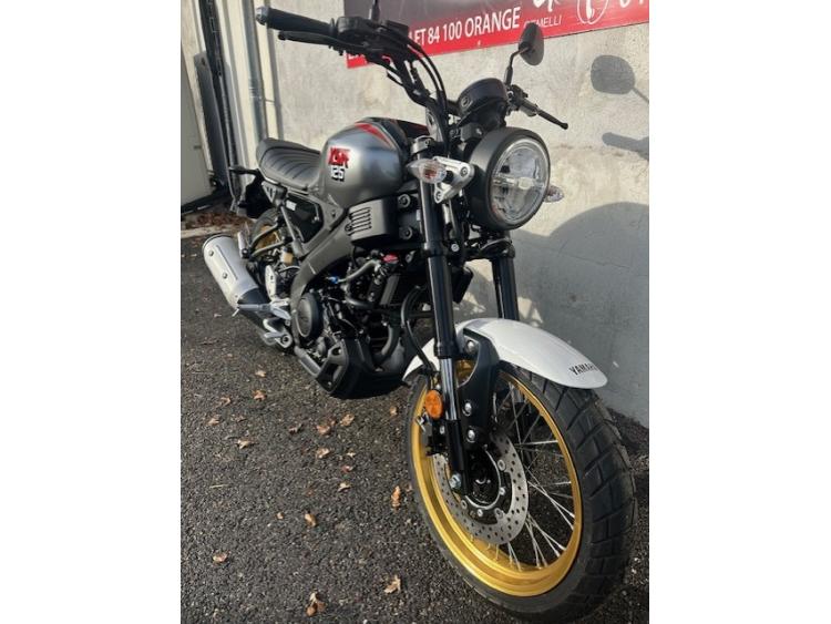 YAMAHA XSR 125 Legacy