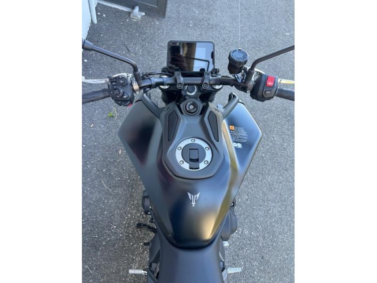 YAMAHA MT-09 2025