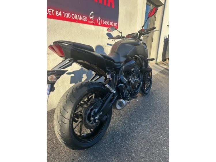 YAMAHA MT-07