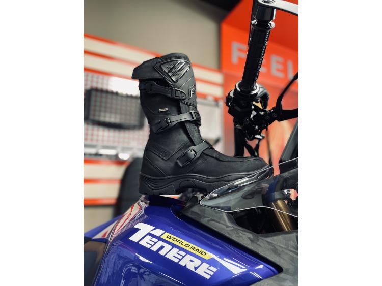 RST WATERPROOF BOOT
